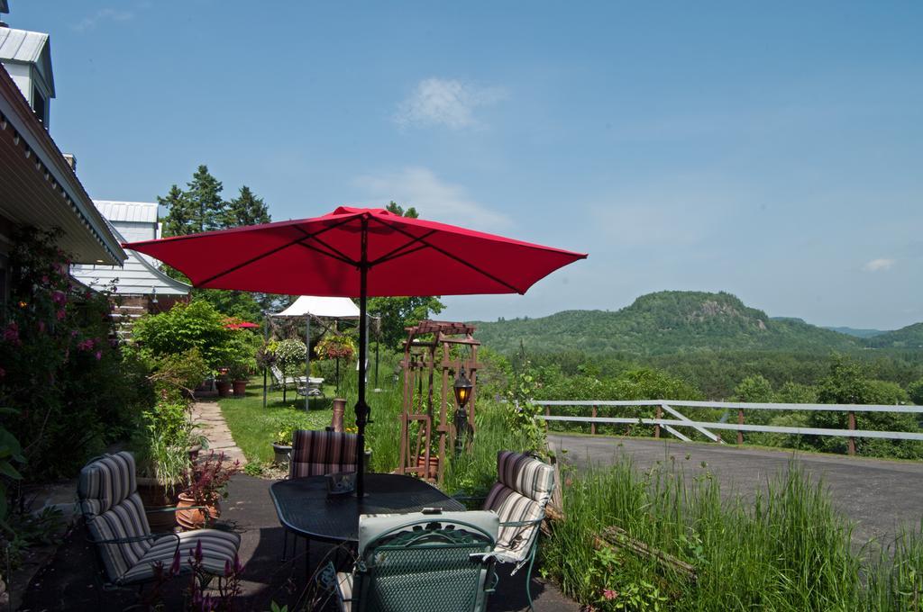 Le Petit Clocher Touristique Bed & Breakfast
