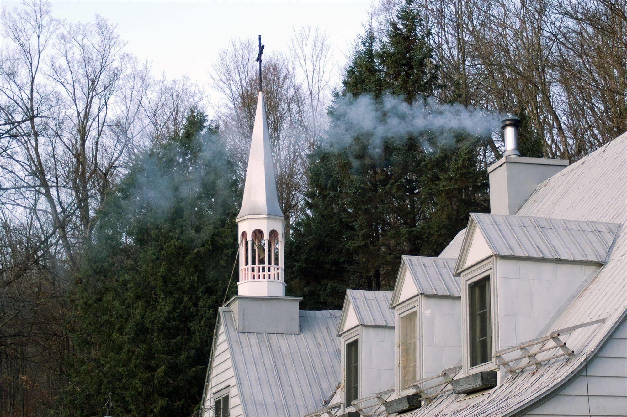 Le Petit Clocher Touristique Bed & Breakfast 5*